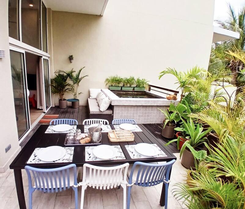 Seaside 3 Suites Penthouse With Pool Gym & Bbq Terrace Cap Malheureux Bagian luar foto
